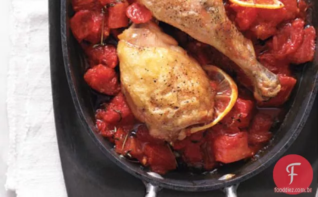 Frango com tomate e tomilho