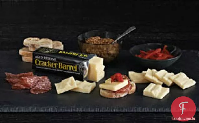 CRACKER BARREL envelhecido reserva Cheddar emparelhamento Bandeja