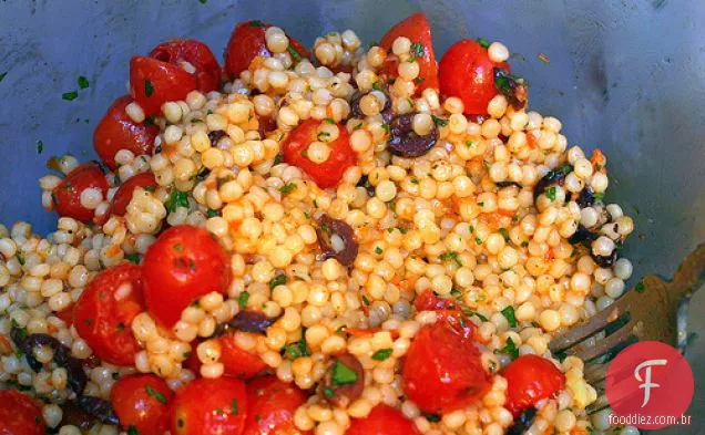 Cuscuz De Pérola Com Azeitonas E Tomates Assados