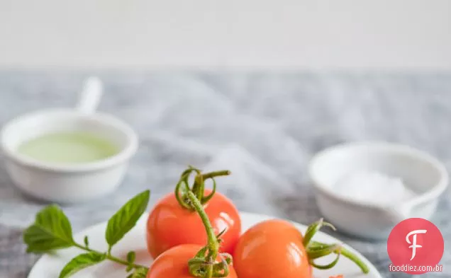 Receita De Salada De Quinoa, Tomate E Hortelã