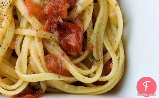 Linguine Com Tomates Grelhados