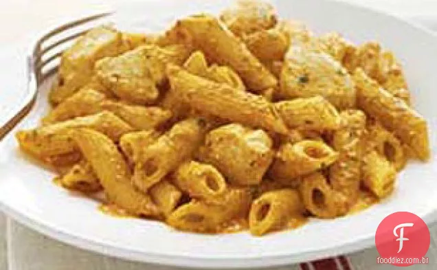 Massa Cremosa De Manjericão E Pimenta Vermelha