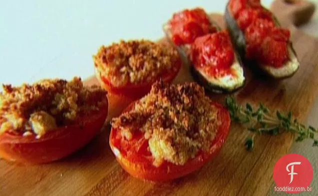 Beringelas e tomates torrados