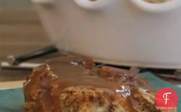 Pudim de pão de abóbora com molho de Rum caramelo