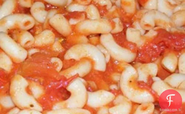 Macarrão e tomate