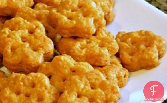 Chef John's Cheesy Crackers
