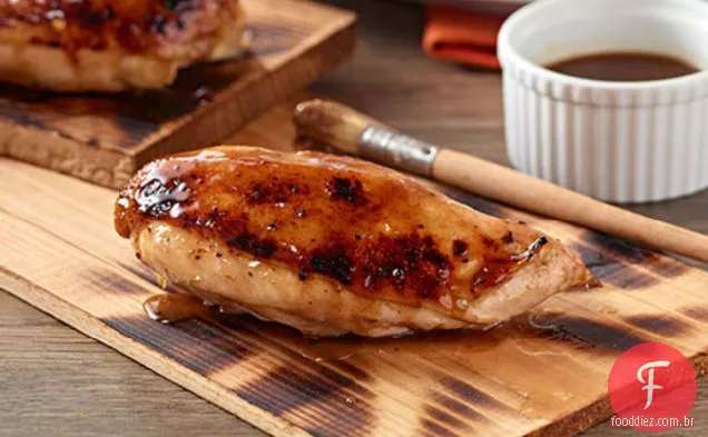 Frango Temperado Com Mel Com Tábuas De Cedro