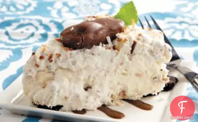 Montes de alegria chicoteado torta