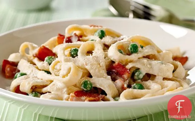 PHILADELPHIA Quick Pasta Carbonara