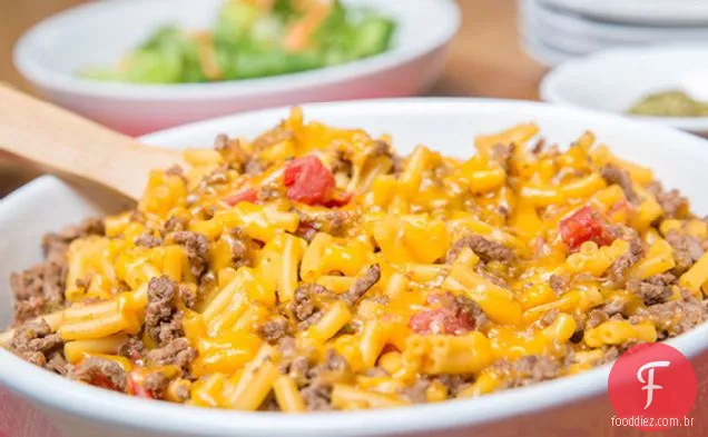 Caçarola De Carne Moída Com Macarrão Cheddar