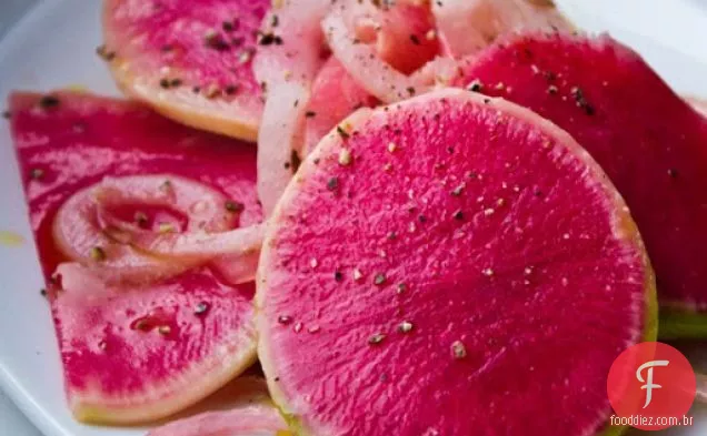 Salada Doce Do Rabanete Da Melancia Da Cebola Conservada