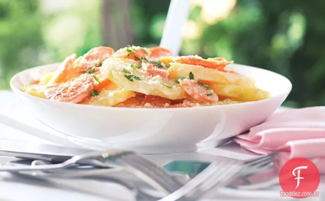 Batatas com casca para churrasco