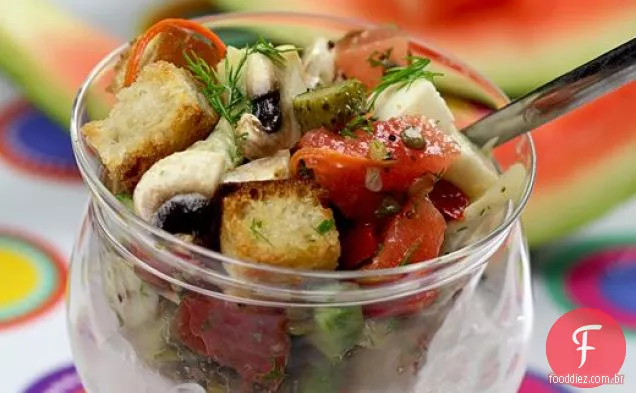 Receita de Panzanella de melancia (salada de Verão)