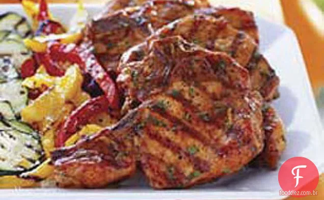 Coentro-costeletas de porco grelhadas para churrasco