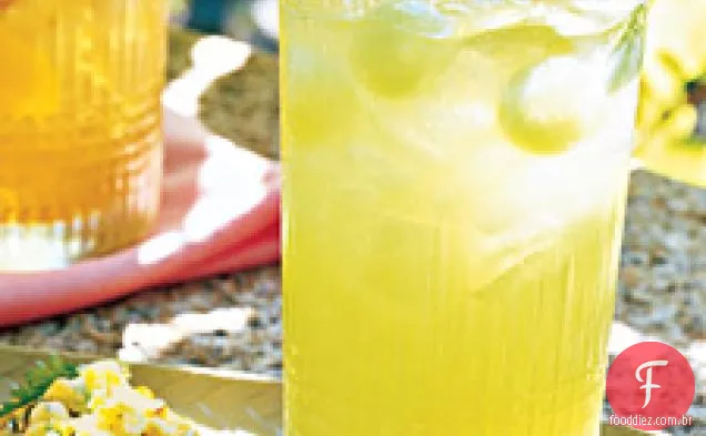 Mojitos De Melada Com Bolas De Melão E Hortelã