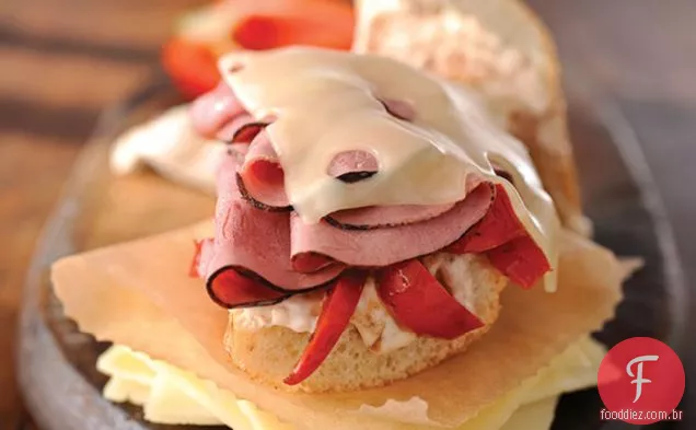 Sanduíche De Carne Da Cidade Grande