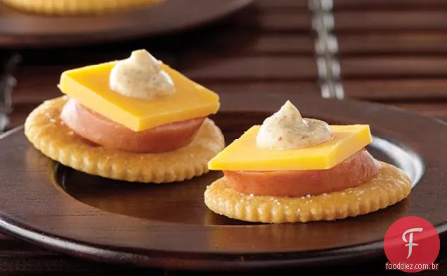 Snappy salsicha e Cheddar derrete