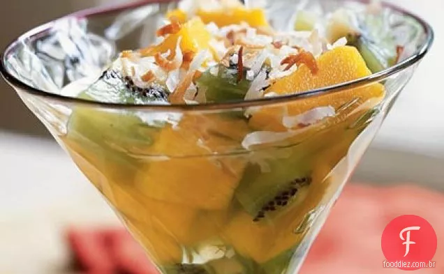 Ambrosia de frutas tropicais com Rum
