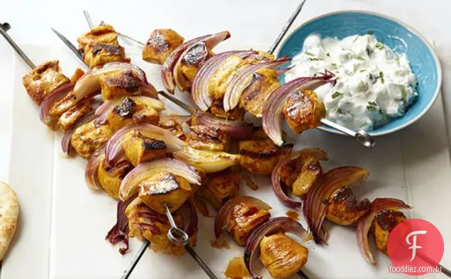 Kabobs De Frango De Inspiração Indiana