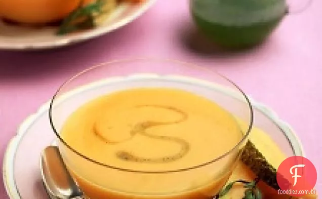 Sopa De Melão Gelada Com Xarope De Estragão