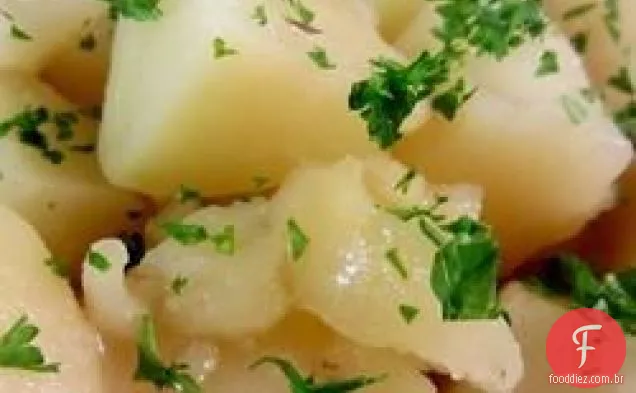 Batatas Herbed com molho