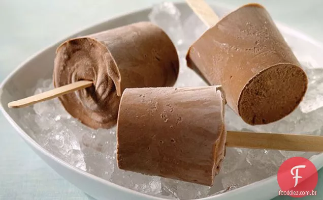 Chocolate cremoso gelatina - o pudim Pops