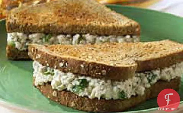 Sanduíche De Salada De Tofu