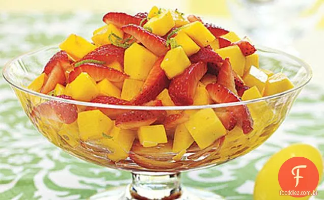 Salada De Manga-Morango Com Aroma De Limão