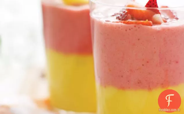 Smoothie De Frutas Em Camadas