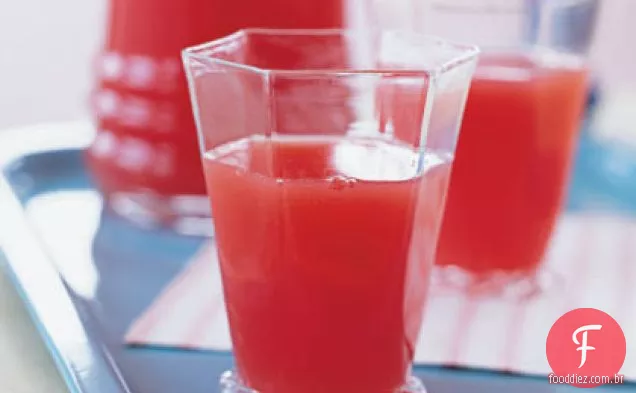 Limonada De Melancia Com Infusão De Manjericão