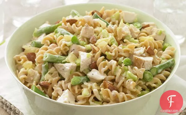 Frango Tropical-Salada De Macarrão