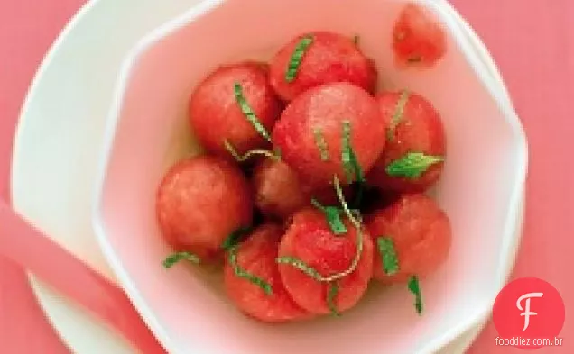 Salada De Melancia Com Rum E Hortelã