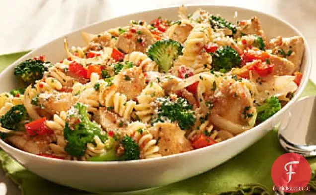 Frango picante e macarrão