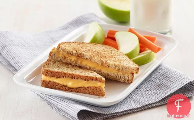 Almoço de sanduíche de queijo grelhado favorito da América