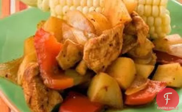 Parcelas de frango e batata