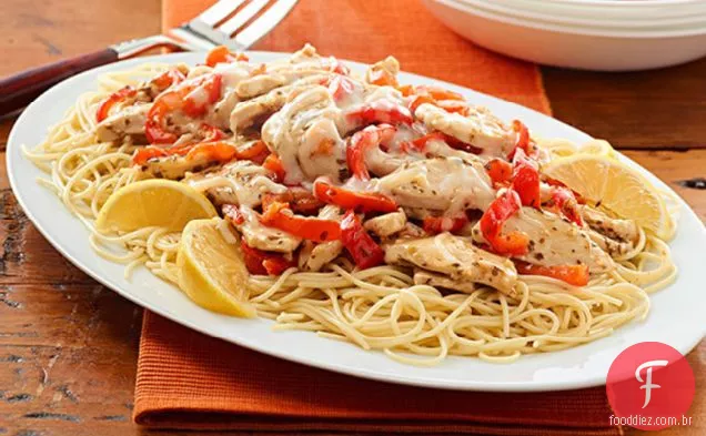 Pesto frango e macarrão
