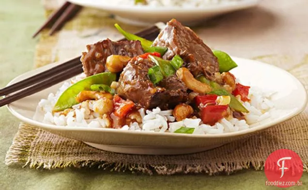 Carne Ao Estilo Asiático De Fogão Lento