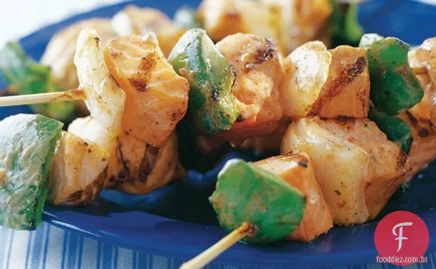 Kabobs De Salmão Grelhado Picante