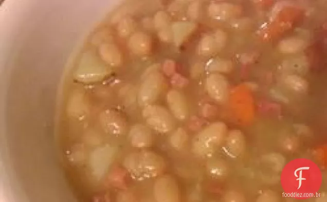 Sopa de feijão da vovó B