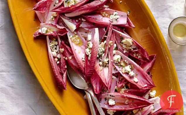 Salada de Endive belga com queijo azul