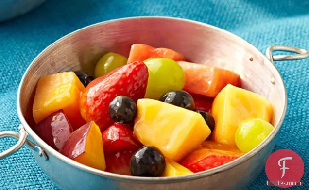 Salada De Frutas Com Pudim