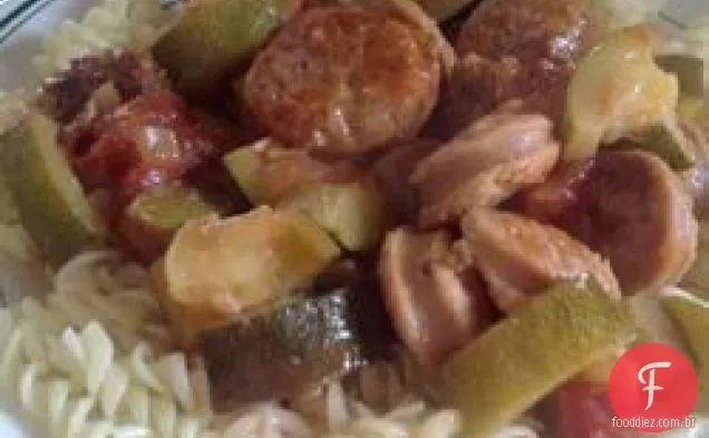 Salsicha italiana e abobrinha