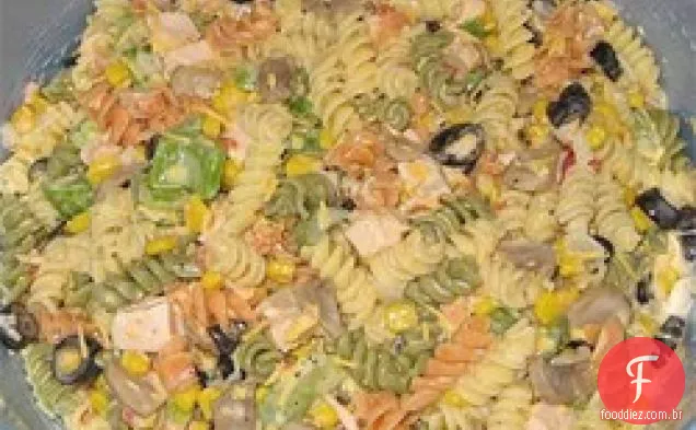 Salada de macarrão de frango II