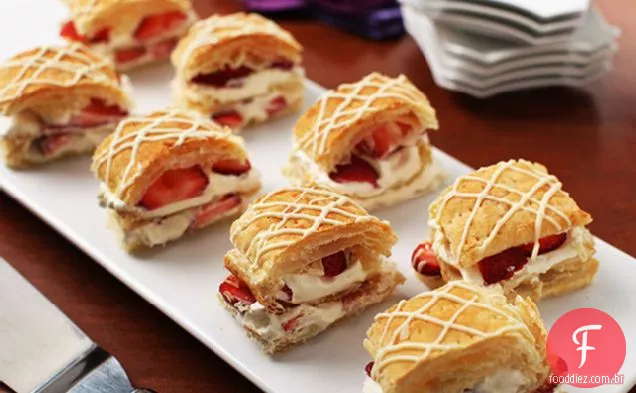 Chocolate Branco Com Morango Napoleões