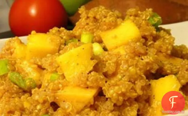 Salada de Quinoa curry com manga