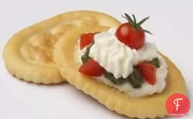Propagação De Queijo De Manjericão Em Camadas