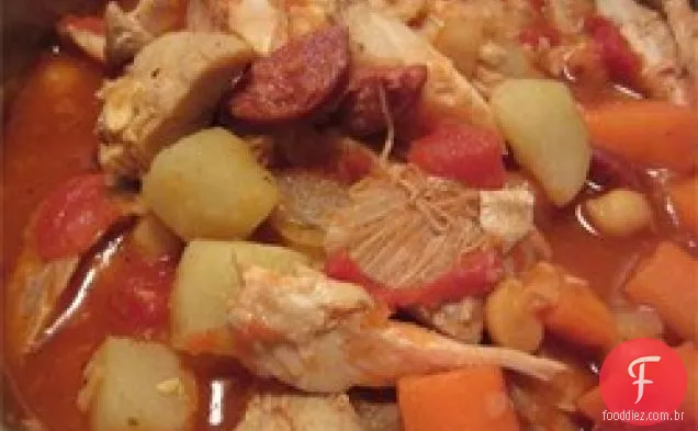 Ensopado De Frango Em Estilo Espanhol