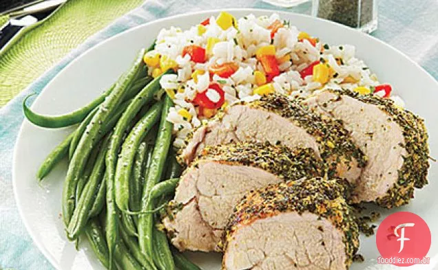 Lombo de porco com farinha de milho-crosta de ervas