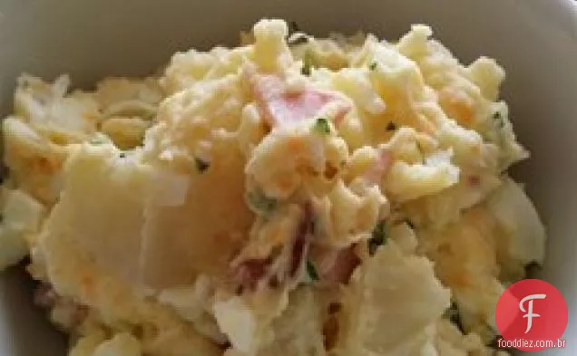 Salada de batata com bacon com Rancho