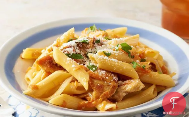 Frango E Vegetais Massas De Queijo